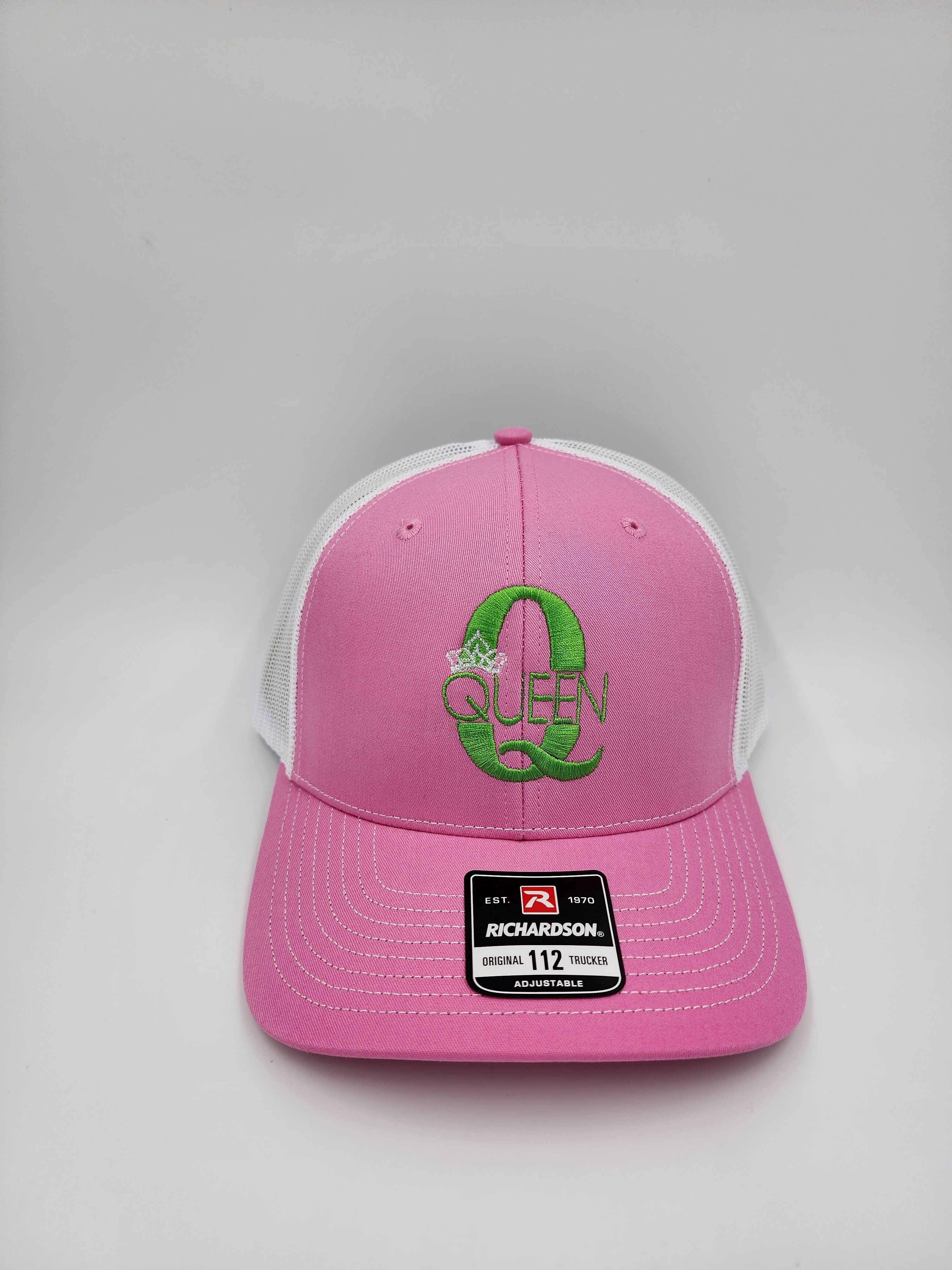 QUEEN Q Crown Trucker Hat – Pink & White Richardson 112